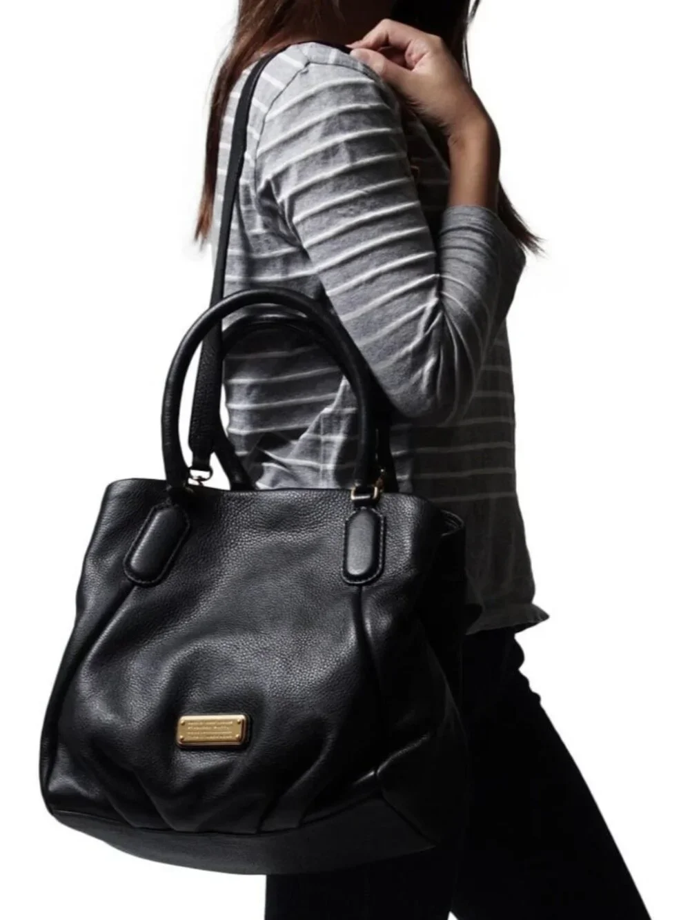 Authentic MARC by Marc Jacobs Classic Q-Franc Black Pebble Leather Shoulder Bag - Picture 4 of 11